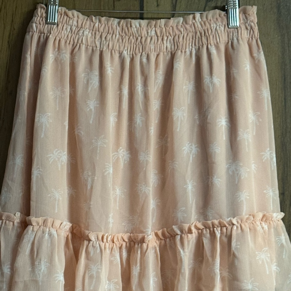 LC Lauren Conrad Pink Bubble Midi Skirt